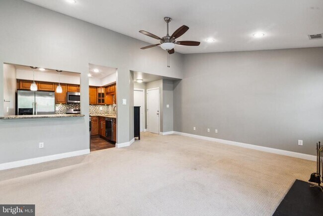 Building Photo - 103 Claridge Ct