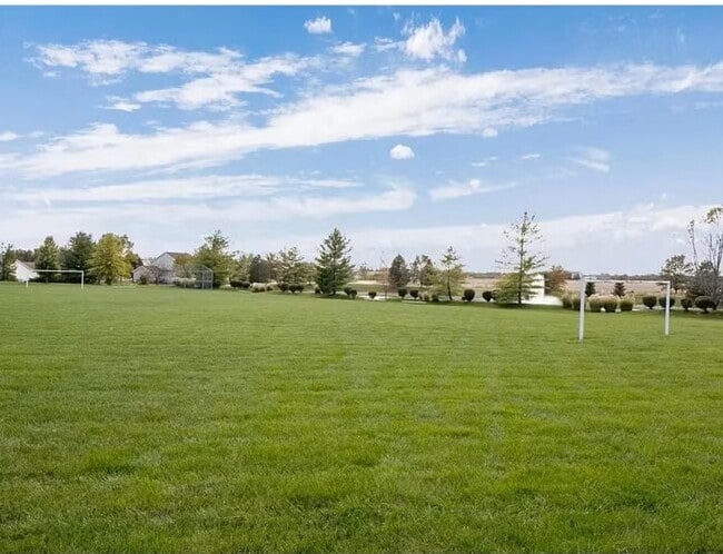 Foto del edificio - 704 Harbor Woods Dr