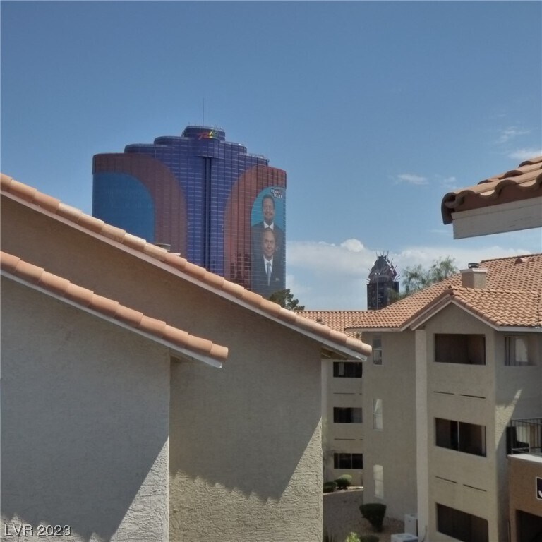 Primary Photo - 4200 S Valley View Blvd