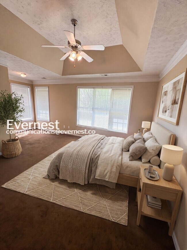 Foto del edificio - 4 Bed, 2.5 Bath Home with Garage / Pet-Friendly / Coming Soon!