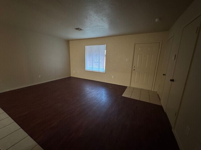 Foto del edificio - 7534 NW Tango Rd