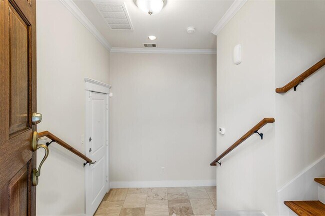 Foto del edificio - 4111 Allen St