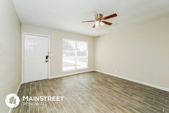 Foto del edificio - 7331 Glen Heights