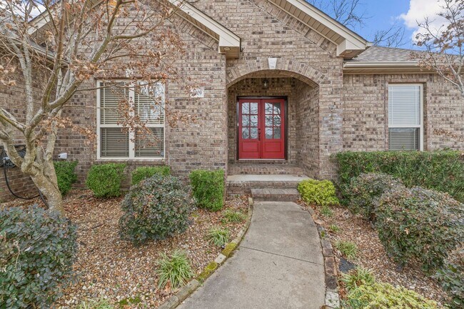 Building Photo - 2009 Ingleside Dr