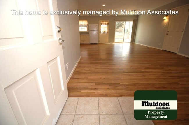 Building Photo - Beautiful Rancher with everything on one level