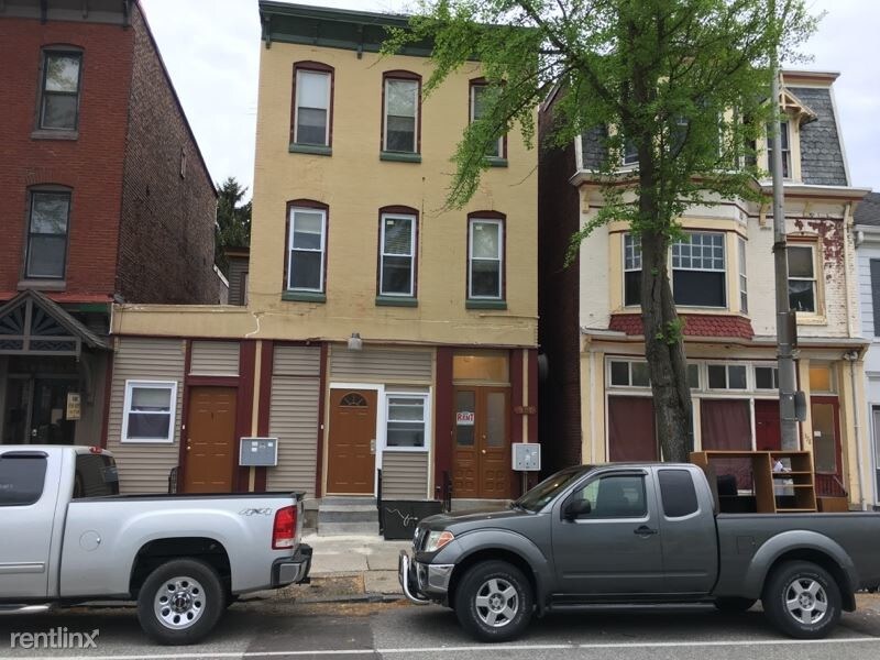 Primary Photo - 1 br, 1 bath Apartment - 380 E HIGH ST