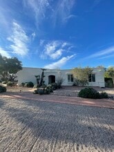 Building Photo - 2641 N Camino Valle Verde