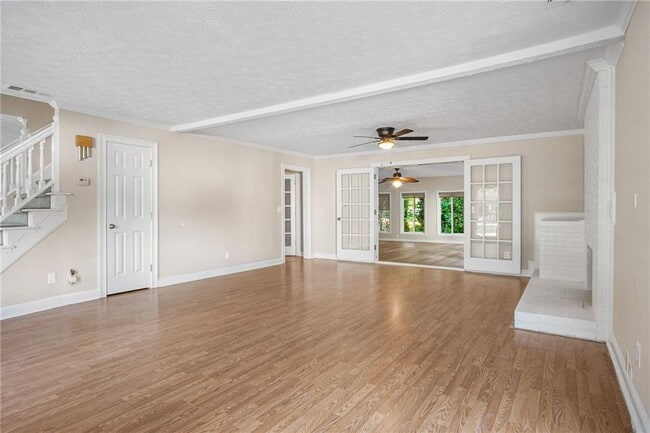 Building Photo - 6493 Crooked Creek Pl