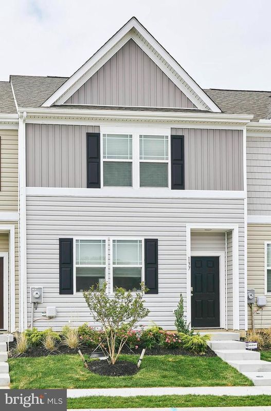 Foto del edificio - 114 Willowtree Ln