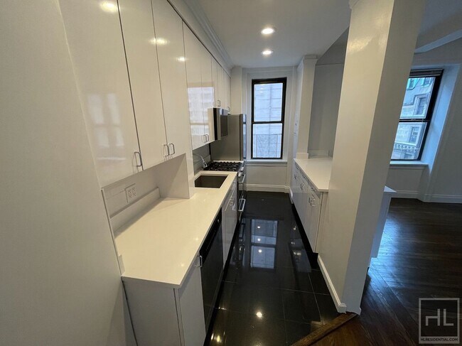 Building Photo - WEST 55 STREET
