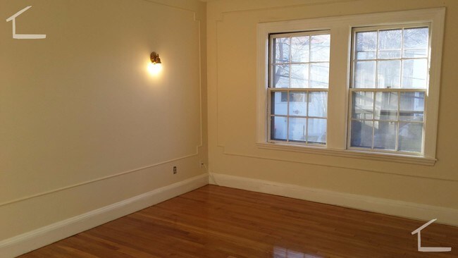 Building Photo - 62 Bellvista Rd