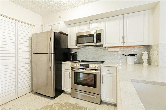 Building Photo - 1260 Wildwood Lakes Blvd