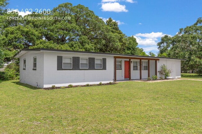 Foto del edificio - 8 Goodman Ln