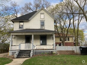 Building Photo - 911 6th St