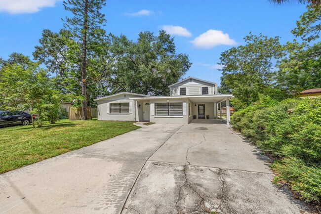 Foto del edificio - 5805 N 43rd St