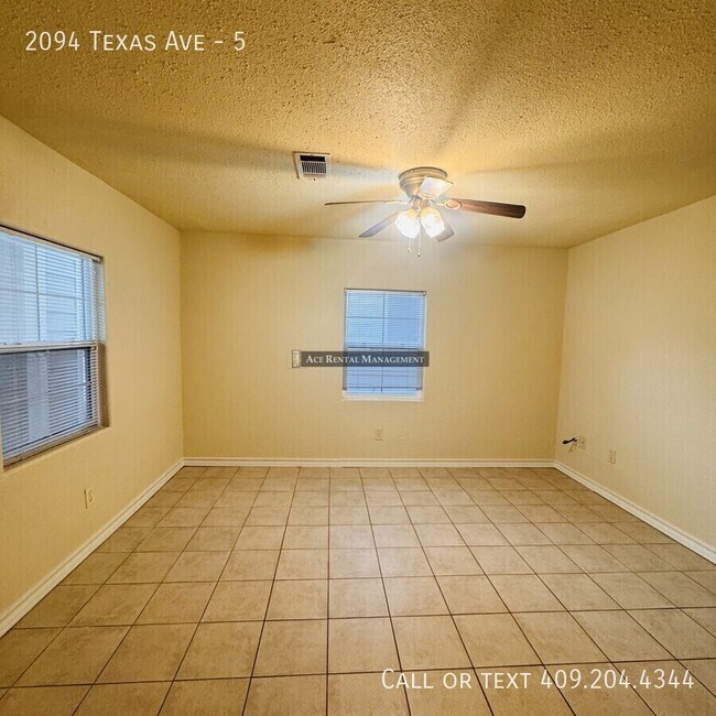 Foto del edificio - 2094 Texas Ave