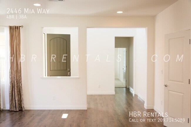 Foto del edificio - Gorgeous Four Bedroom - Corner Lot Tracy R...