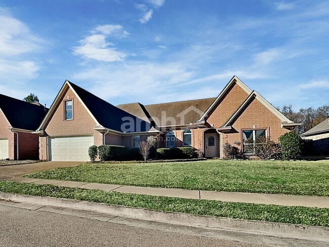 Building Photo - 1449 Albon Dr