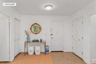 Building Photo - 340 E 64th St