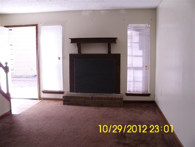Building Photo - Nice One Bedroom Apartment In Brownsfield