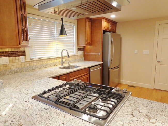 Building Photo - 109 Fayette St