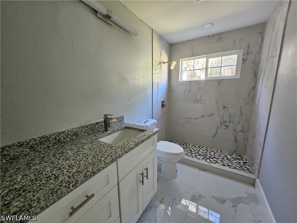 Foto del edificio - 17747 Port Boca Ct