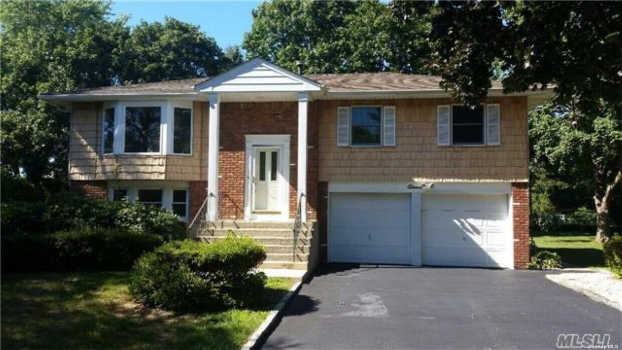 11 Hammond Rd, East Northport, NY 11731 House Rental in East