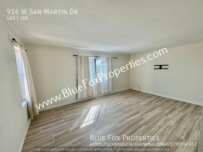 Building Photo - 916 W San Martin Dr