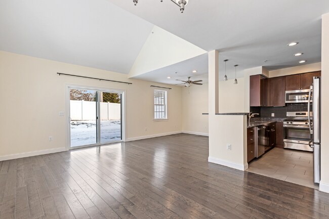 Foto del edificio - 70 Endicott St