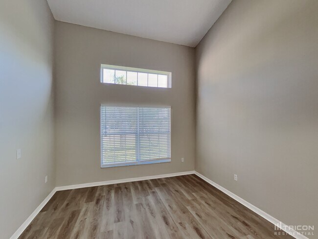 Foto del edificio - 5421 Dahlia Reserve Dr