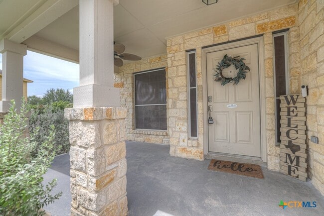 Building Photo - 2410 Fayette Dr