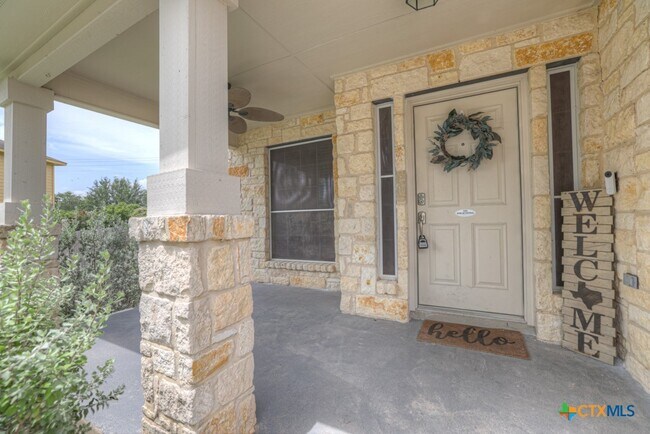 Foto del edificio - 2410 Fayette Dr