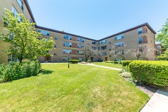 Building Photo - 2625 W Fitch Ave