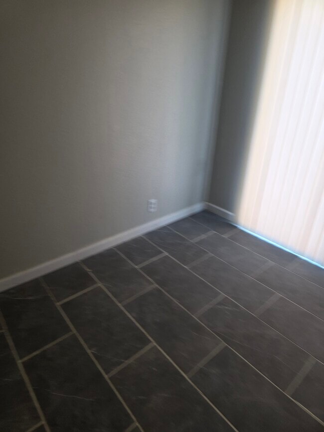 Foto del edificio - 13865 Julian Dr