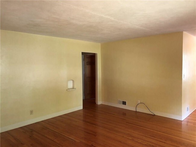 Foto del edificio - 954 Highland Ave
