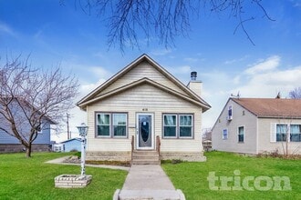 Building Photo - 416 S Olive St