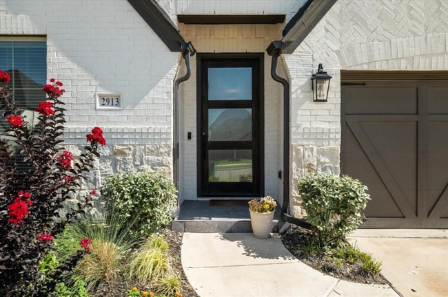 Building Photo - 2913 Peartree Ln