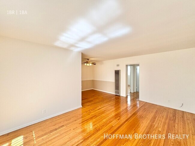 Foto del edificio - 1124 S Holt Ave