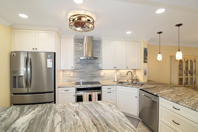 Foto del edificio - Bella Costa Seasonal Condo for Rent