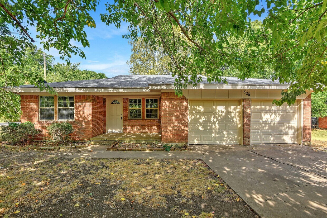 820 Maple St, Howe, TX 75459 House Rental in Howe, TX