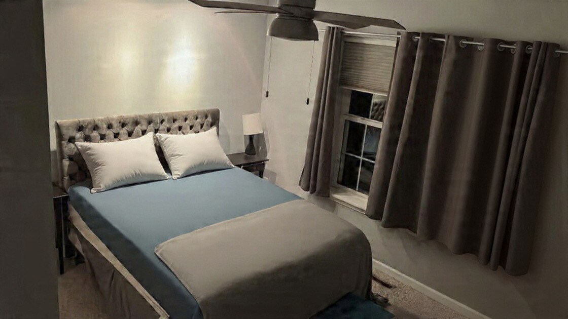 Primary Photo - 5220 Holly Ln N