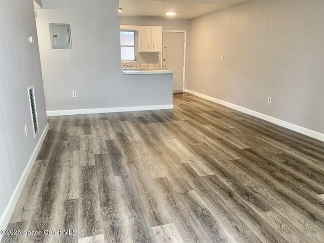 Foto del edificio - 1624 Mitchell St