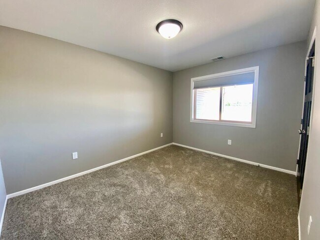 Building Photo - 13015 Co Rd 4