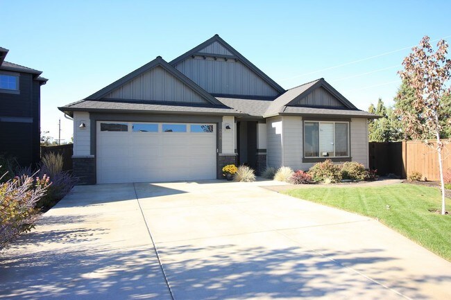 Building Photo - 20674 Comet Ln