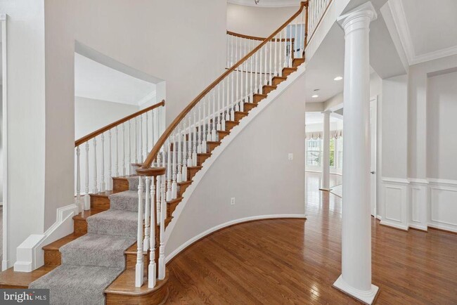 Building Photo - 9050 Galvin Ln