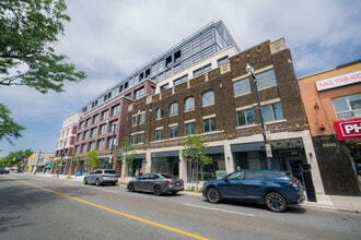 Building Photo - 2946 Dundas St W
