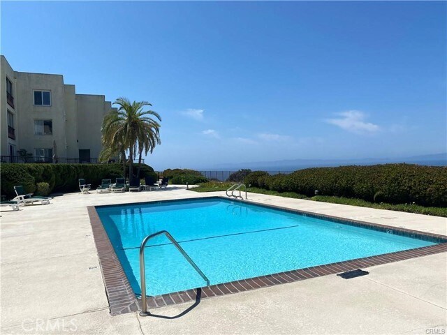 Building Photo - 3200 La Rotonda Dr