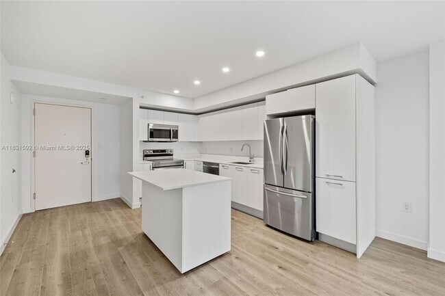 Foto del edificio - 1500 Bay Rd