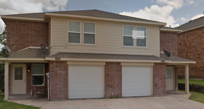 Primary Photo - Gorgeous 3 bedroom Duplex for rent in Prin...