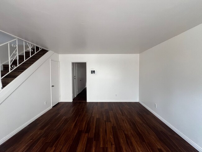 Building Photo - Two Bedroom, Two Bathroom Condo For Rent